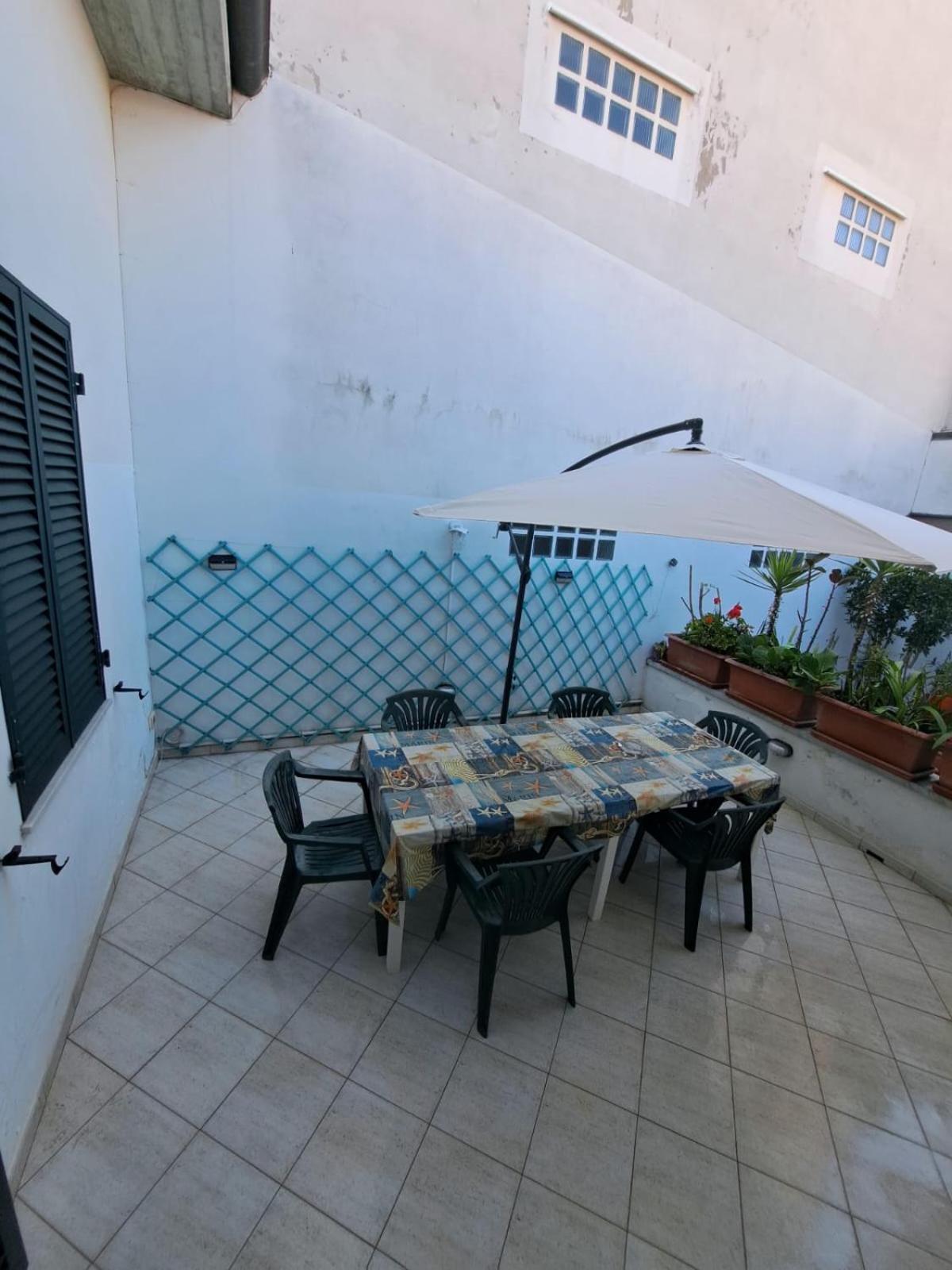 Il Gabbiano Apartman Viareggio Szoba fotó