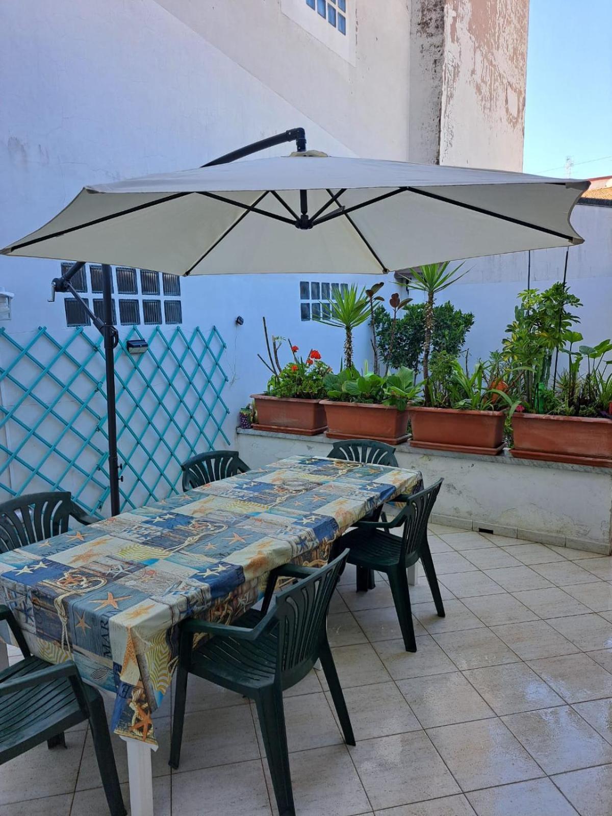 Il Gabbiano Apartman Viareggio Szoba fotó